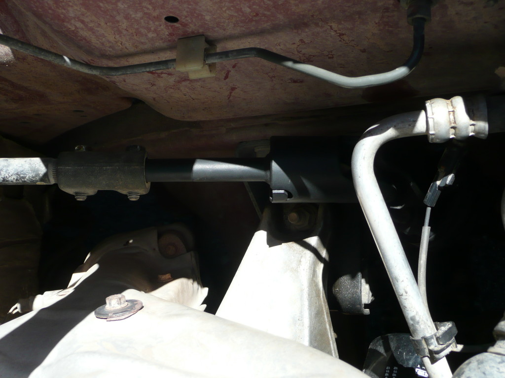 The new steering column in shiny black metallic