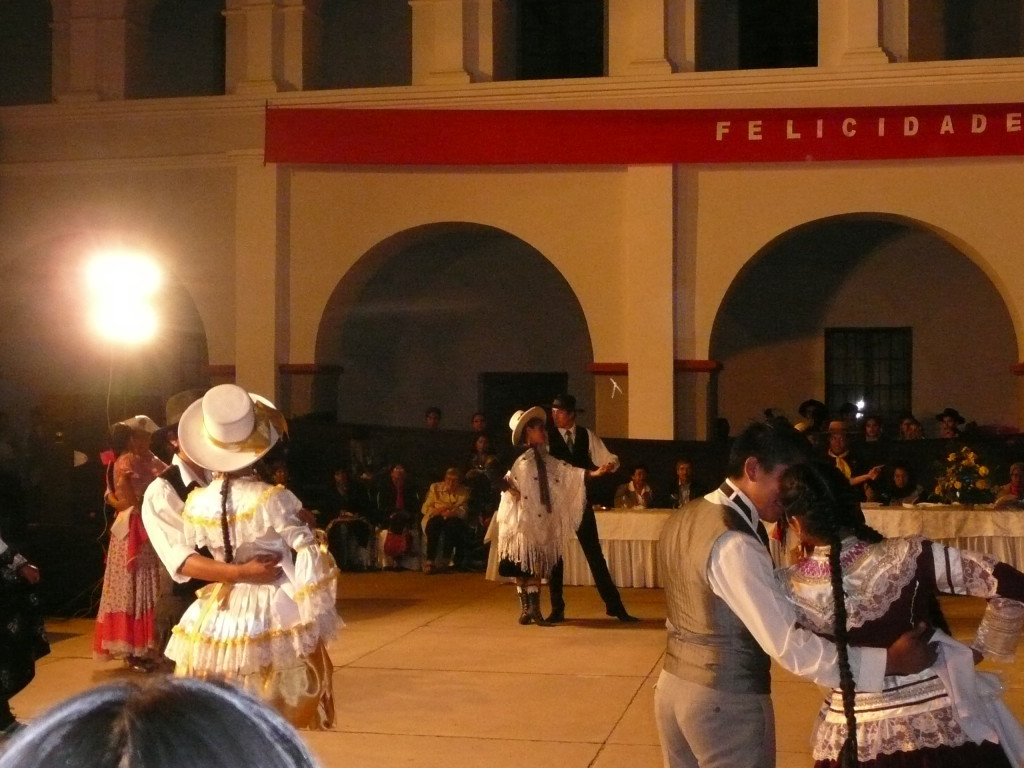 Lots of dance, with differents traditional costumes for the different provinces of Bolivia