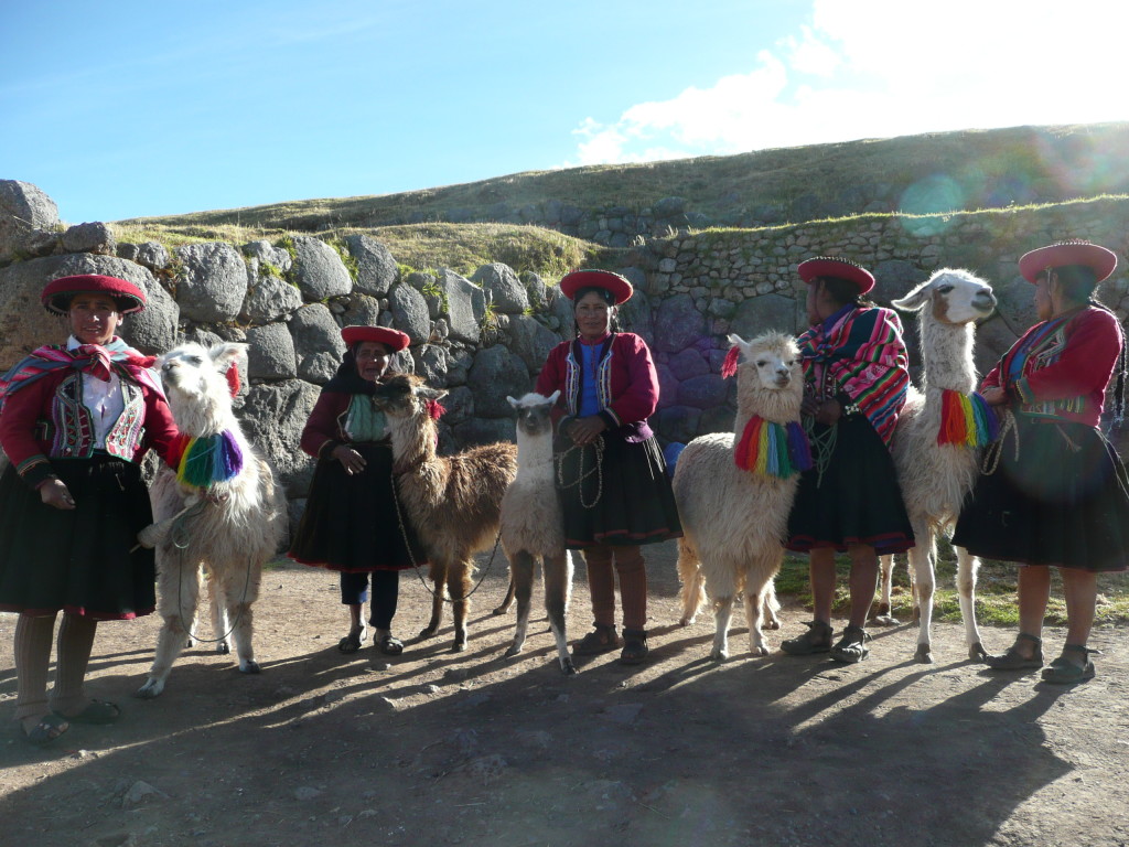 Traditionally dressed ladies and llamas.  Beautiful.