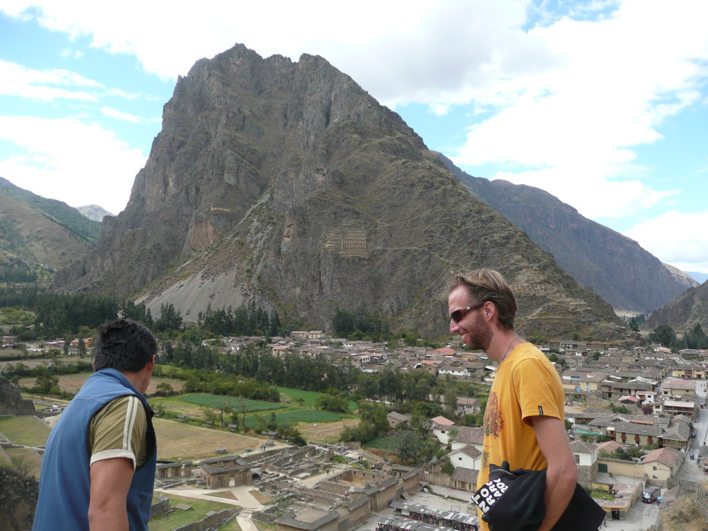 Our 'guide' explaining to Richard what happens to Incans who don't build temples properly (they get pushed off the hill)... haha, not really.