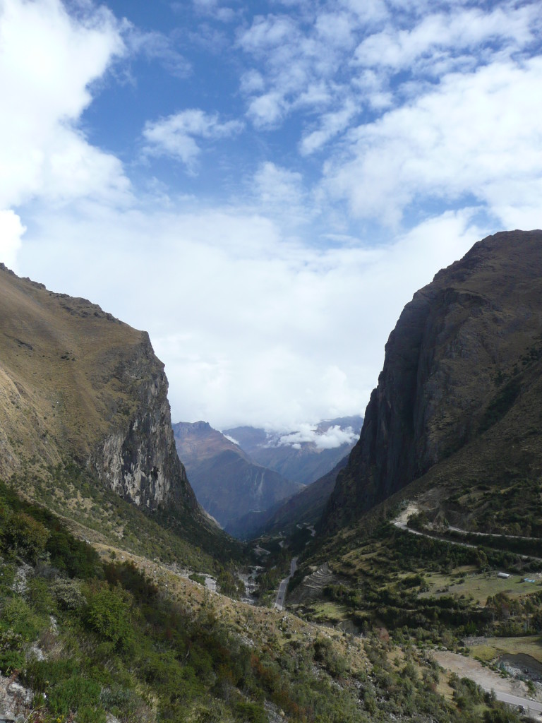 The beginning of the Abra Malaga mountain pass from Ollantaytambo to Santa Teresa.