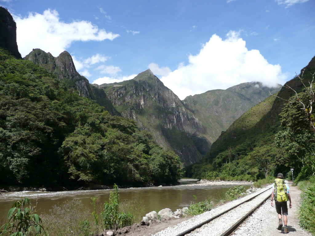 Trail to Aguas Calientes from Santa Teresa, what a pleasure to walk!