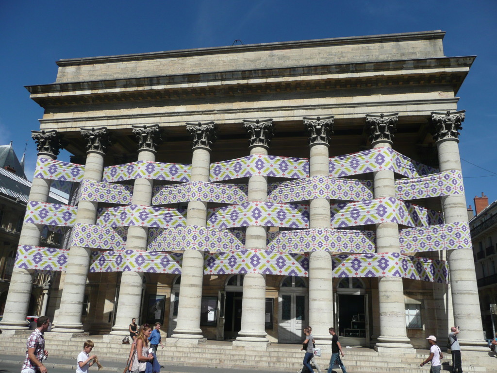 A museum in Dijon that is all wrapped up like a present!